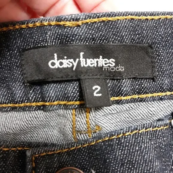 Y2K style dark wash sz 2 straight to flare leg vintage 90s 2000s Daisy Fuentes - Picture 3 of 9